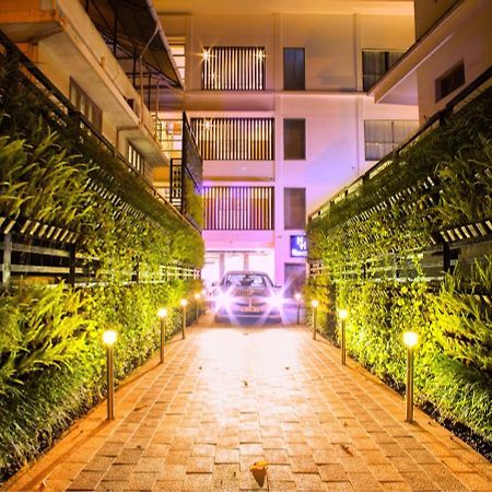 Hotel Neighbourhood, Cochin Kochi Eksteriør billede